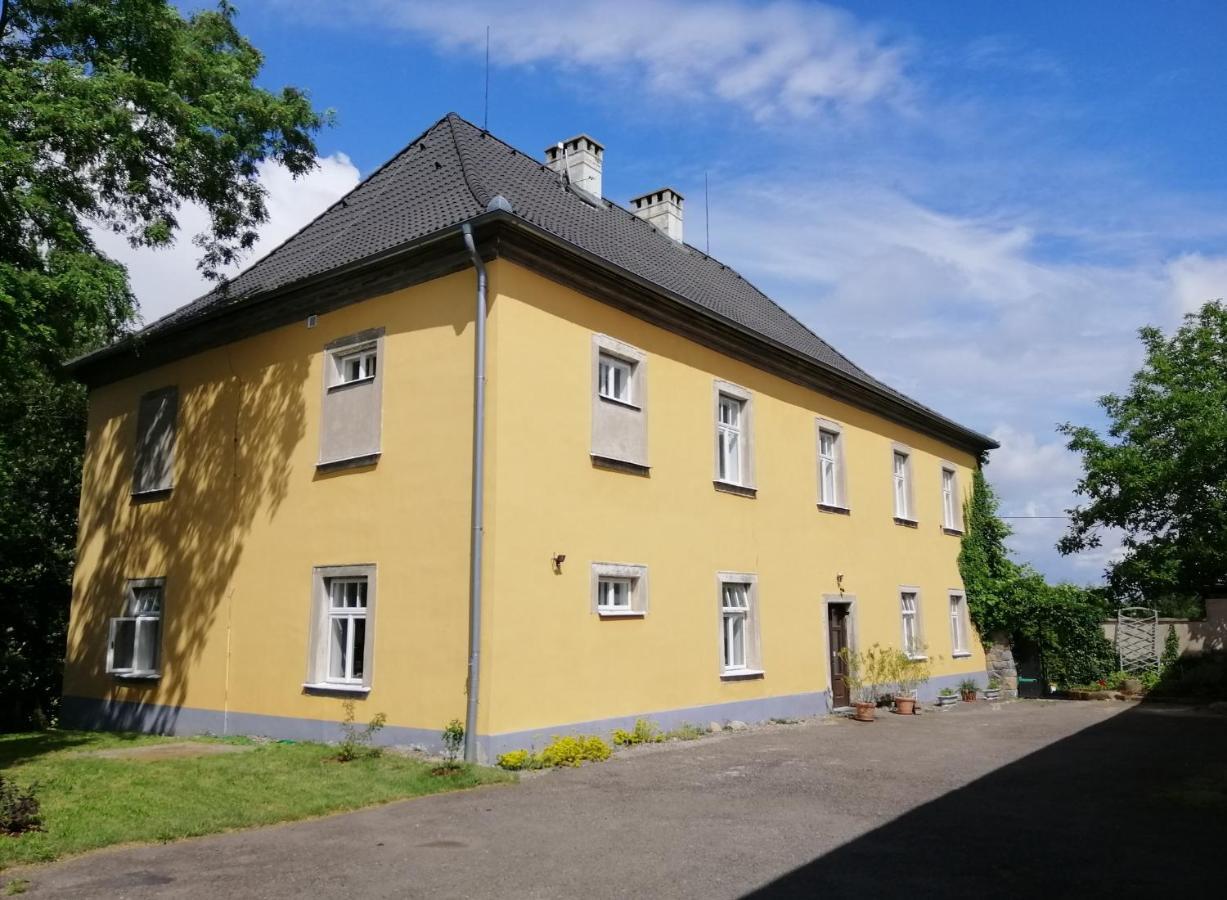 Apartmán Fara Vcelakov Exterior foto